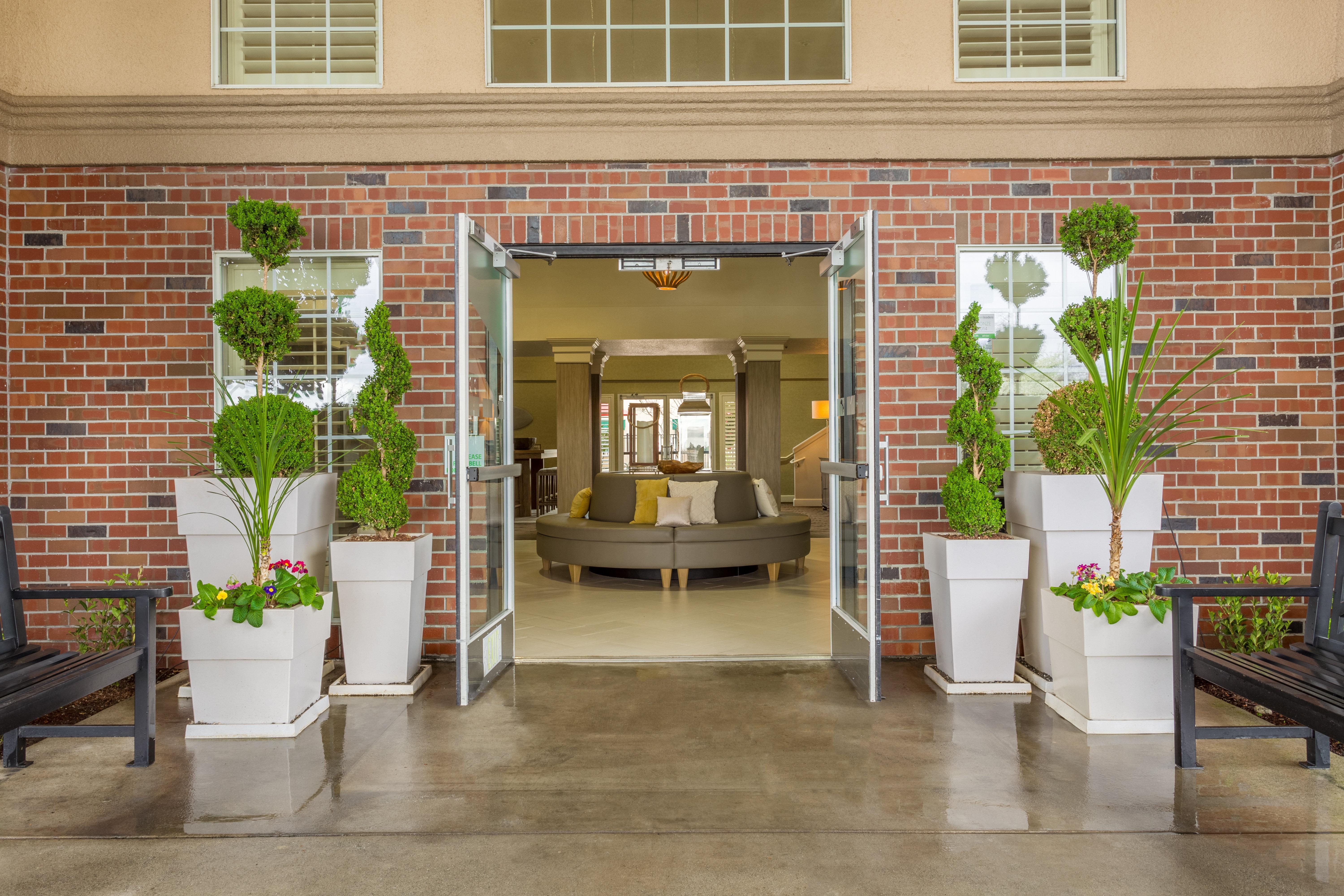 Holiday Inn Auburn By Ihg Exterior foto