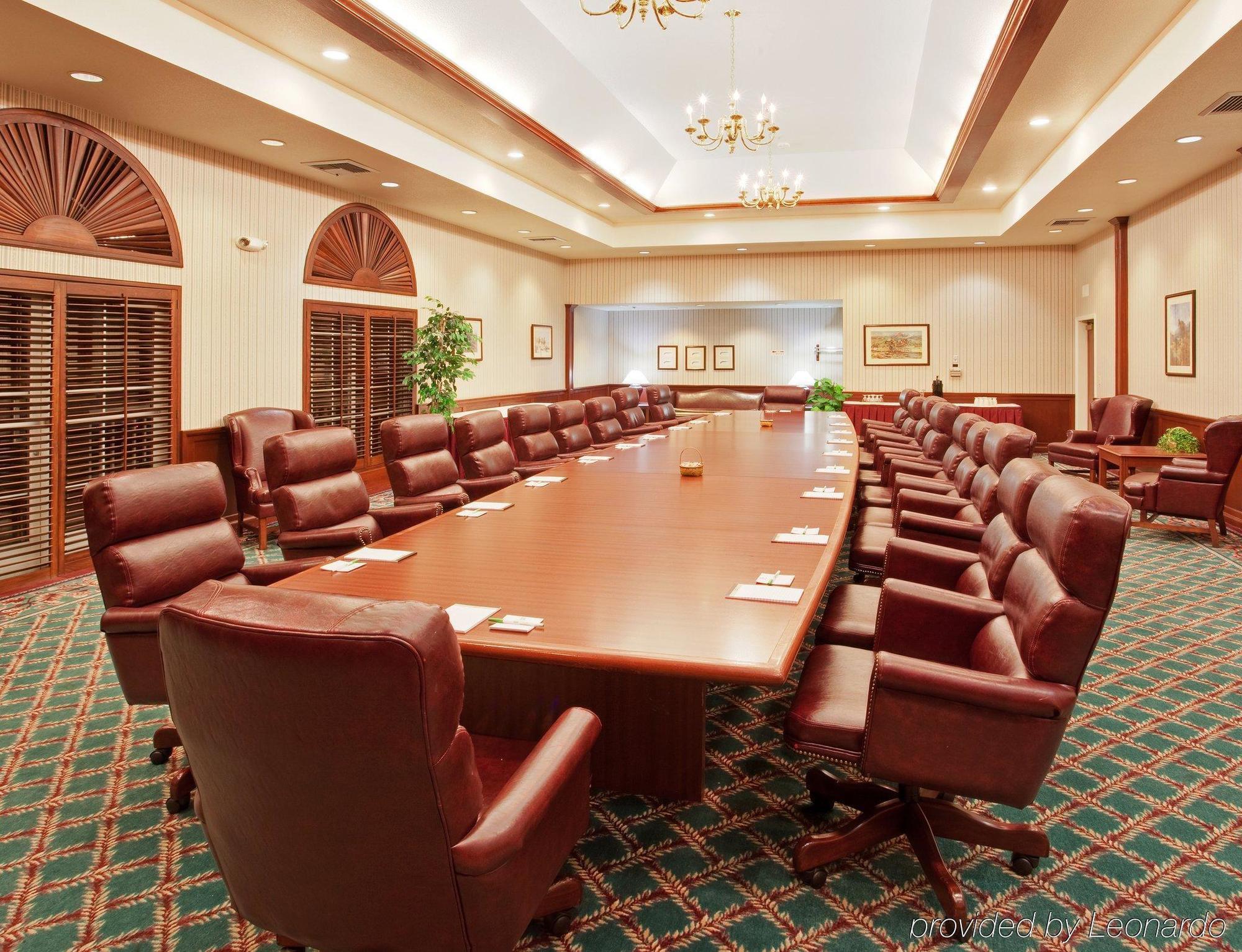 Holiday Inn Auburn By Ihg Exterior foto