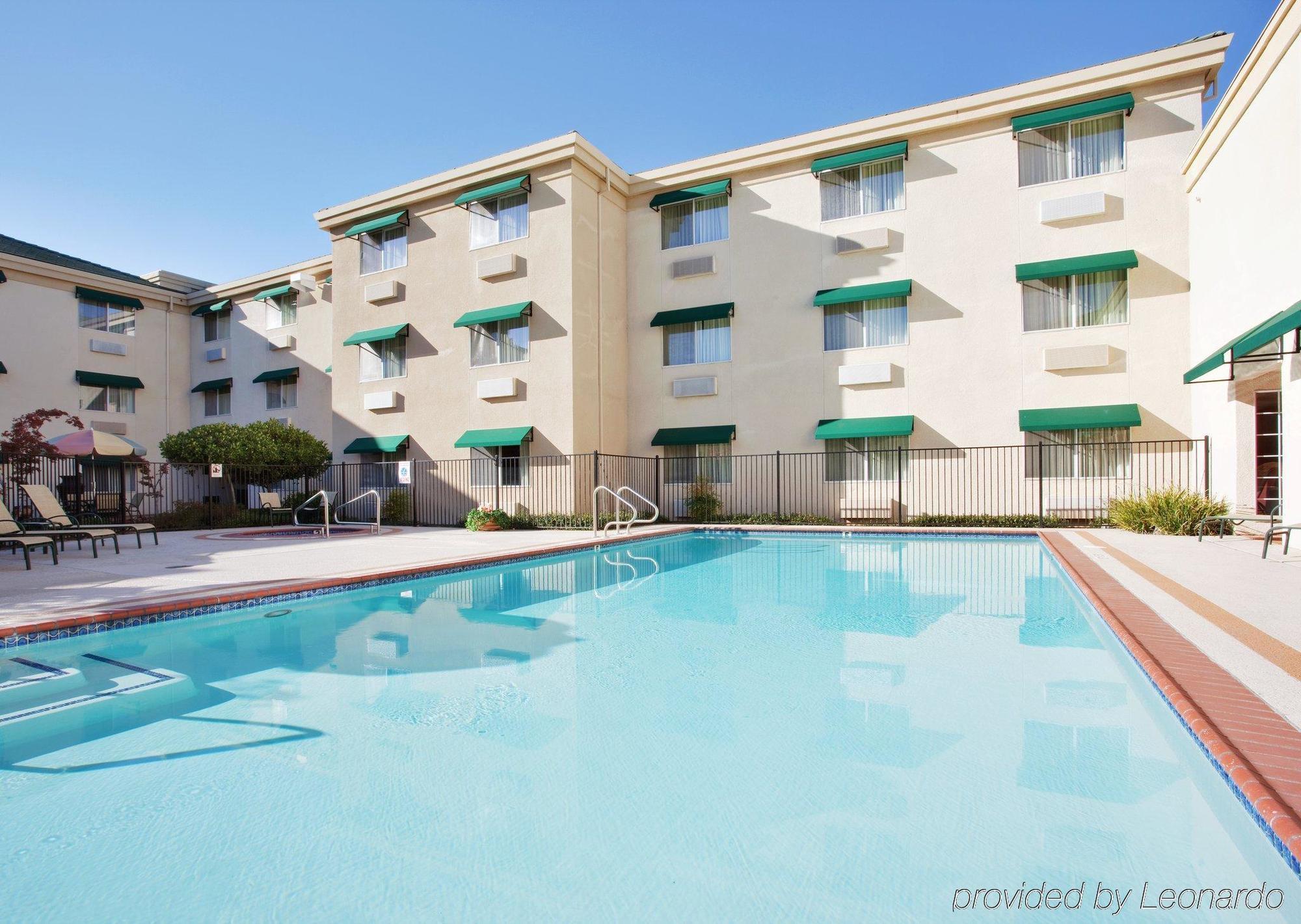 Holiday Inn Auburn By Ihg Facilidades foto