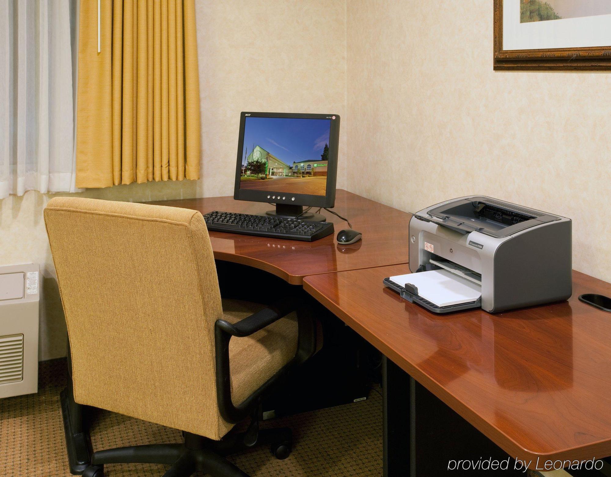 Holiday Inn Auburn By Ihg Facilidades foto