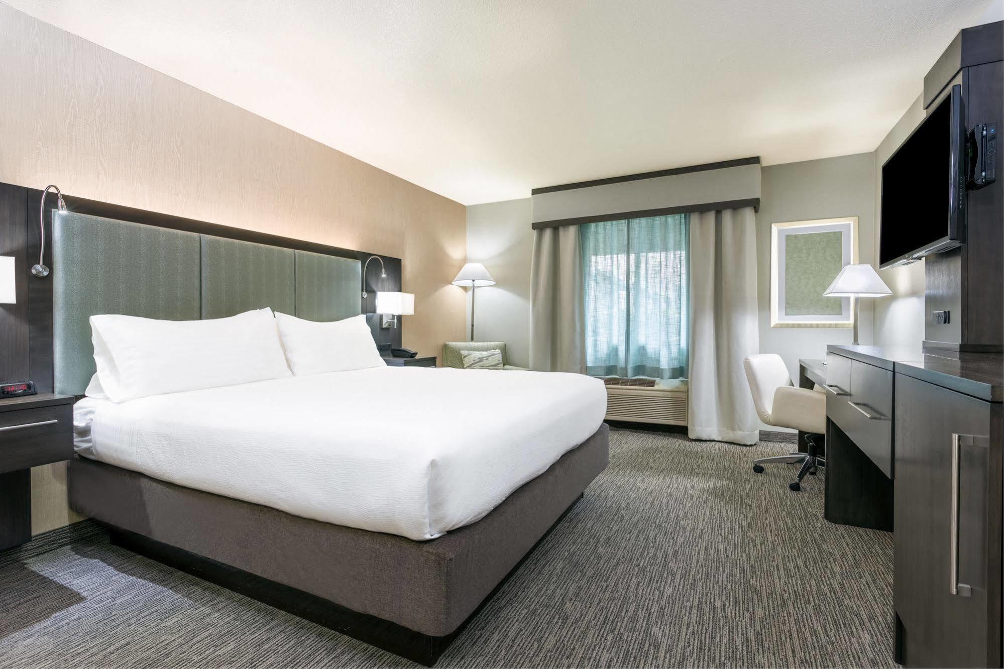 Holiday Inn Auburn By Ihg Exterior foto